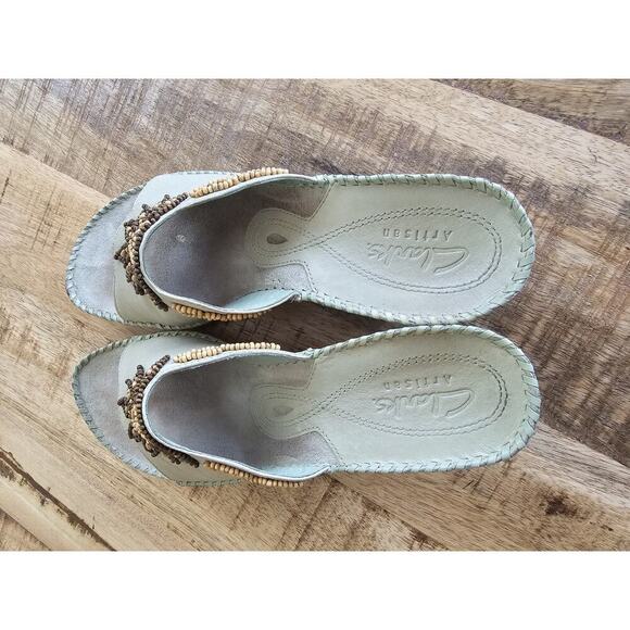 Clarks Artisan Collection Green Empress Beaded Wooden Wedge Sandal Size 7 M EUC - Picture 7 of 12